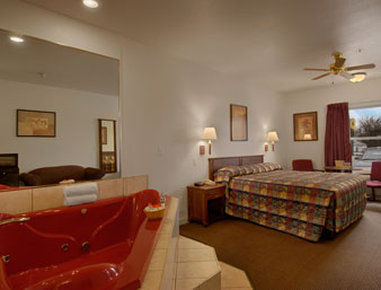 Hotel Super 8 By Wyndham St. Louis Airport à Woodson Terrace Extérieur photo